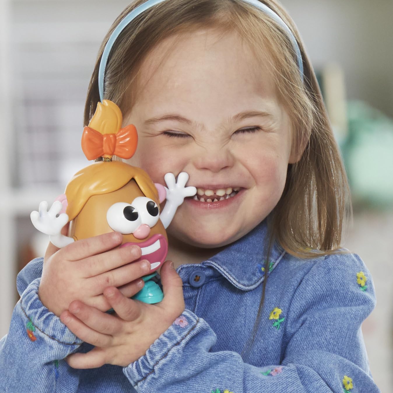 Mr. Potato Head Playskool, Fun Figure Toddler Toy for Girls and Boys, Classic Mix and Match Toys, Black